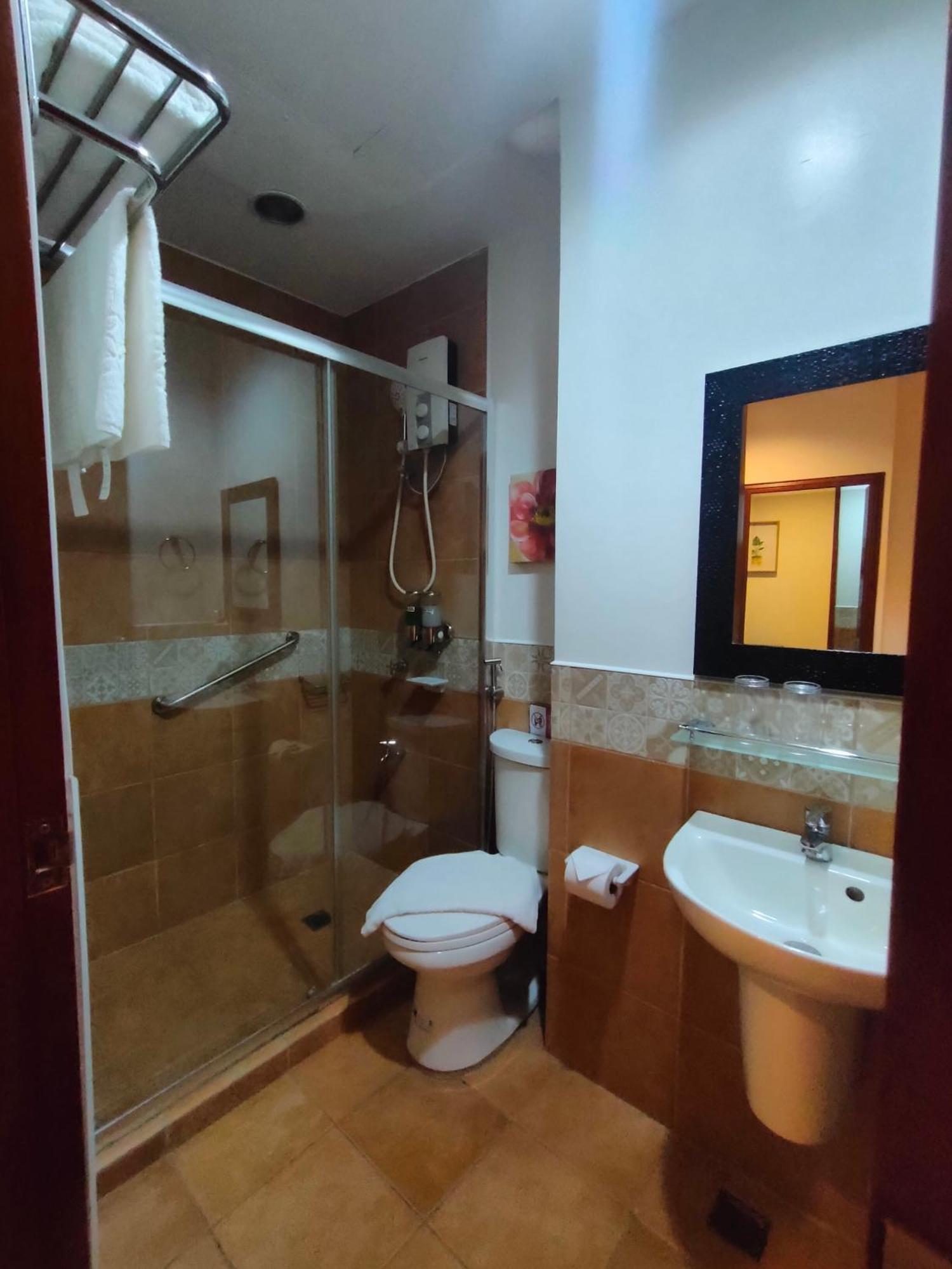 Lavie Hotel Vigan Exterior foto